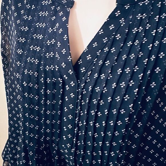 Charter Club Blue Pleated Long Sleeve Blouse - Picture 7 of 10